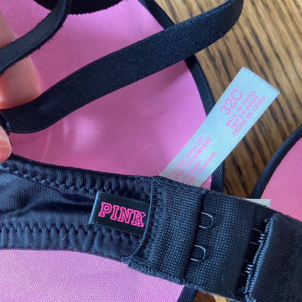 PINK Victoria's Secret Black Smooth Padded Underwire Bra - Picture 2 of 4